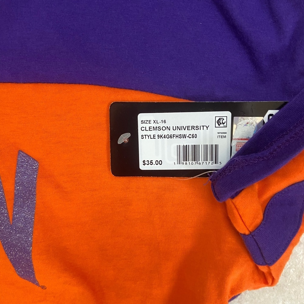 Crop Kids Clemson Tigers Shirt - Orange and Purple
NWT - Picture 2 of 4